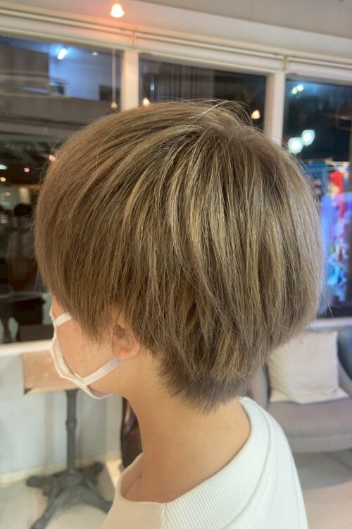 浦和大宮志木の美容室Hair & Make Azurアズールのハイトーンカラーデザインカラー